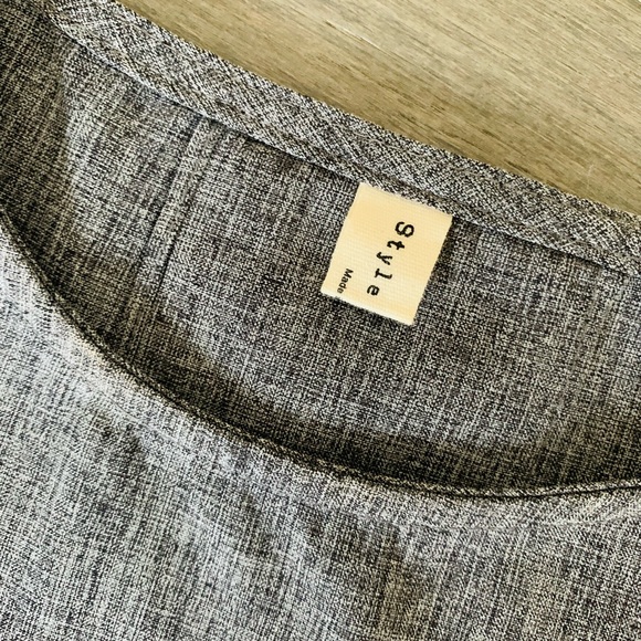 Set of top and bottom. - Picture 10 of 10